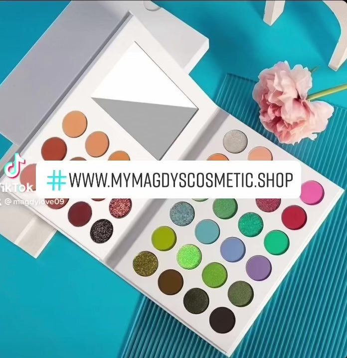 EYE SHADOW PALETTE